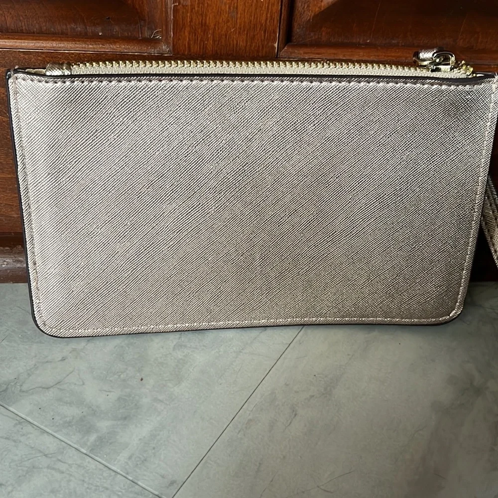 Kate Spade  NWOT   Taupe shimmer flat zip top  Wallet   Wristlet     8w x 5 h